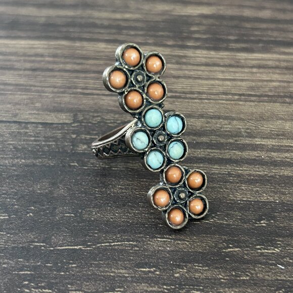 Boho Three Flower Ring ASO Alex Russo - Picture 4 of 11